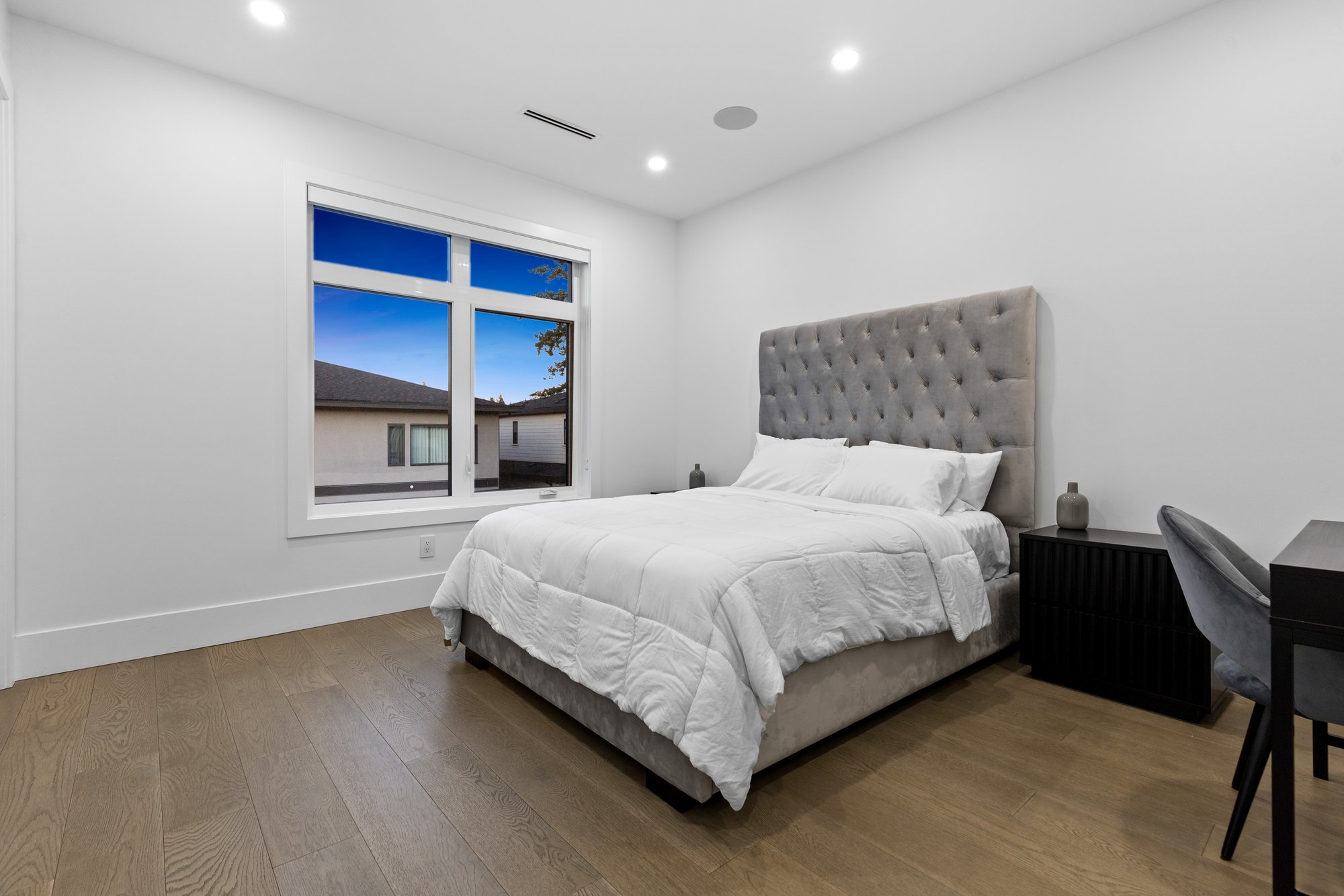 Belmont - Bedroom